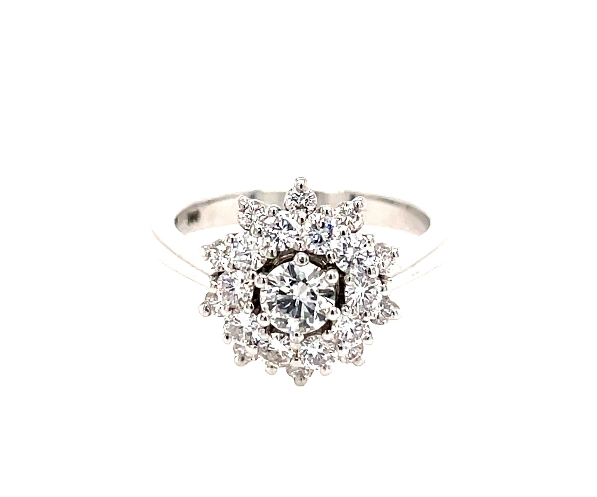 Entourage Ring Gr. 55 ca. 1,1 ct Diamanten Weißgold 750/ 18K