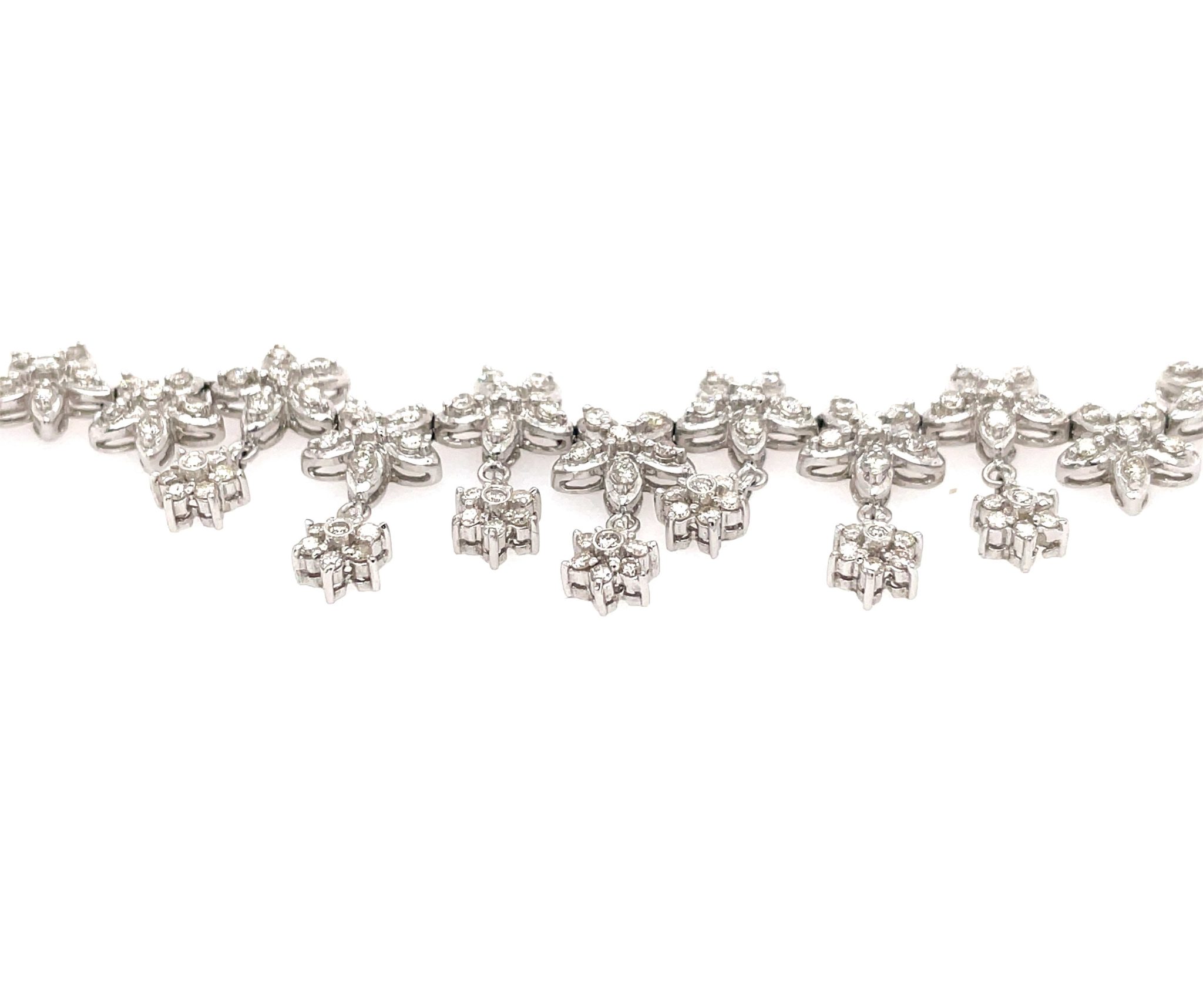 Blütenoptik Collier 41,5 cm ca. 2,50 ct Diamanten Weißgold 750/ 18K - Bild 2