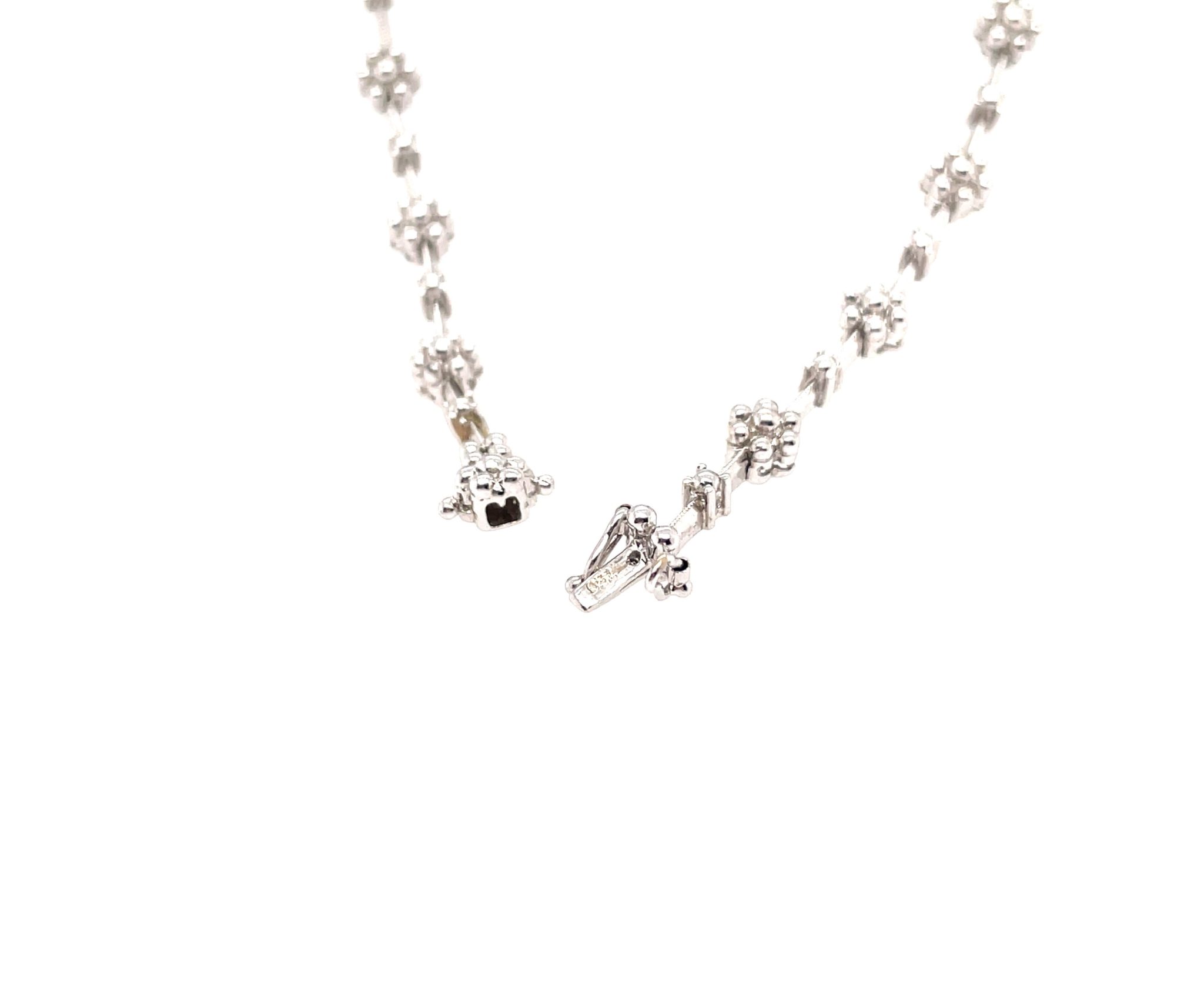 Blütenoptik Collier 41,5 cm ca. 2,50 ct Diamanten Weißgold 750/ 18K - Bild 3