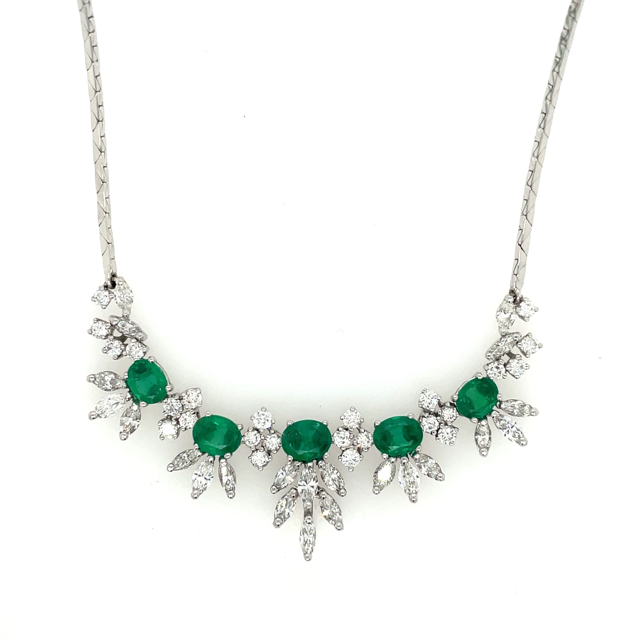 Bucherer Smaragd Collier 42cm ca. 3,3ct Diamanten Weißgold 750/ 18K