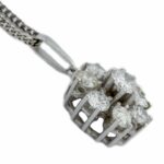 „Blütenform“ Anhänger Weißgold 585 / 14K mit ca. 0,75ct Diamanten - Bild 2 Vorschau
