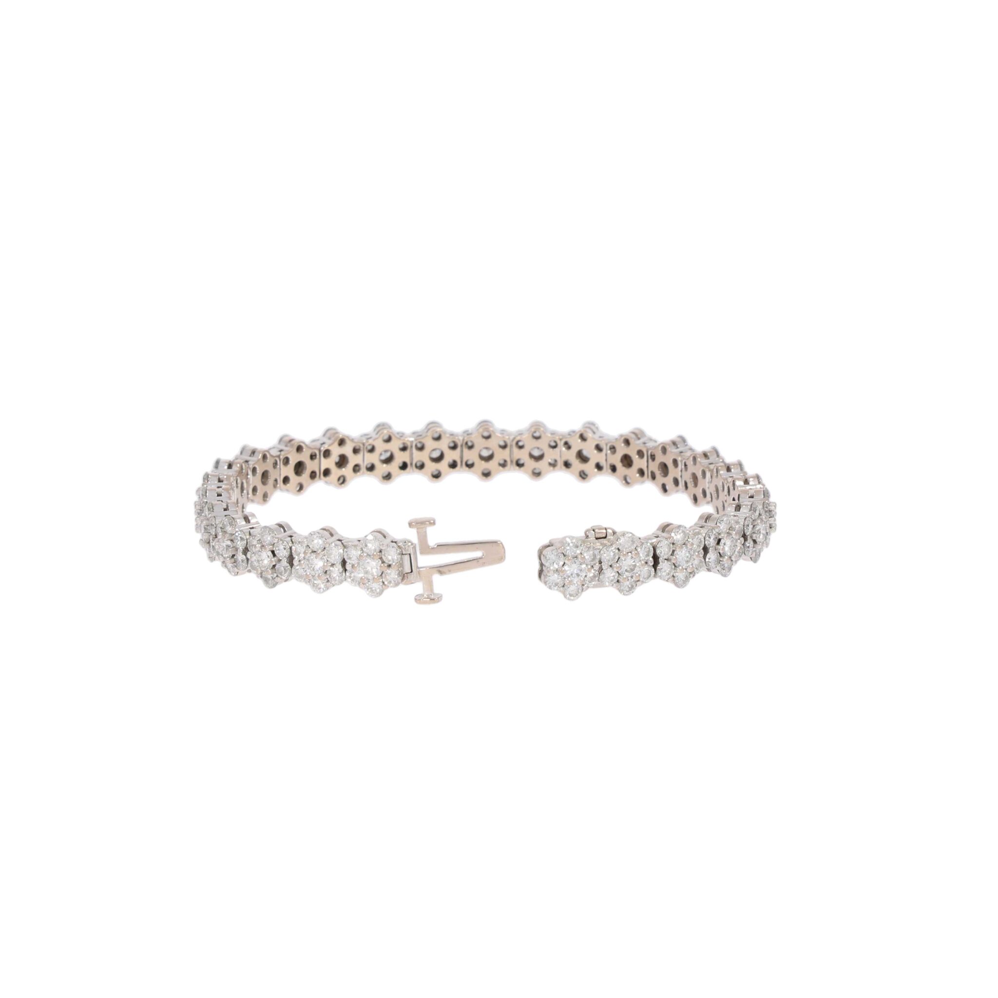 Armband in Blütenoptik mit ca. 6ct Diamanten Weißgold 750 / 18K - Bild 4