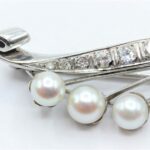 Florale Turmalin Brosche ca. 0,5ct Diamanten Zuchtperlen um 1950/60 Weißgold 18K - Bild 3 Vorschau