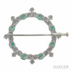 Brosche Weißgold 750 / 18K mit Smaragden und Diamanten ca.1,8ct - Bild 2 Vorschau