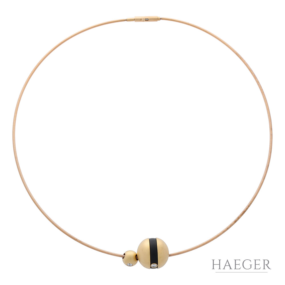 Bunz Schnur 43cm Gelbgold 750 / 18K mit 2 Anhängern