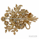 Brosche in floraler Form Gelb, Weißgold 750 / 18K mit 2,4ct Diamanten Vorschau