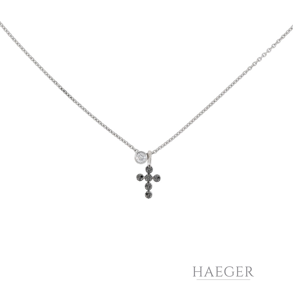 Kette mit Kreuz und Solitäranhänger 68cm mit Diamanten