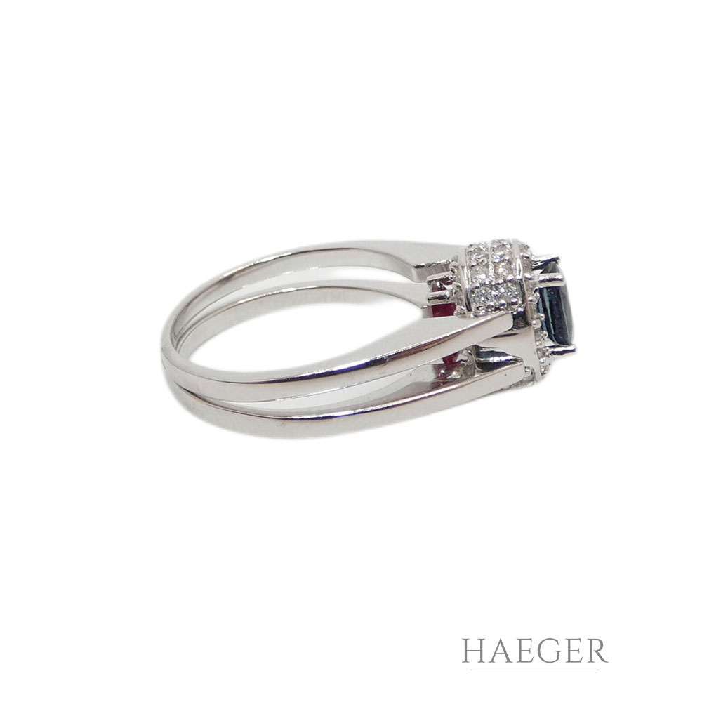 Drehbarer Ring mit Saphir und Rubin Gr. 53 Weißgold 750/ 18 Karat mit 0,45 ct Diamanten