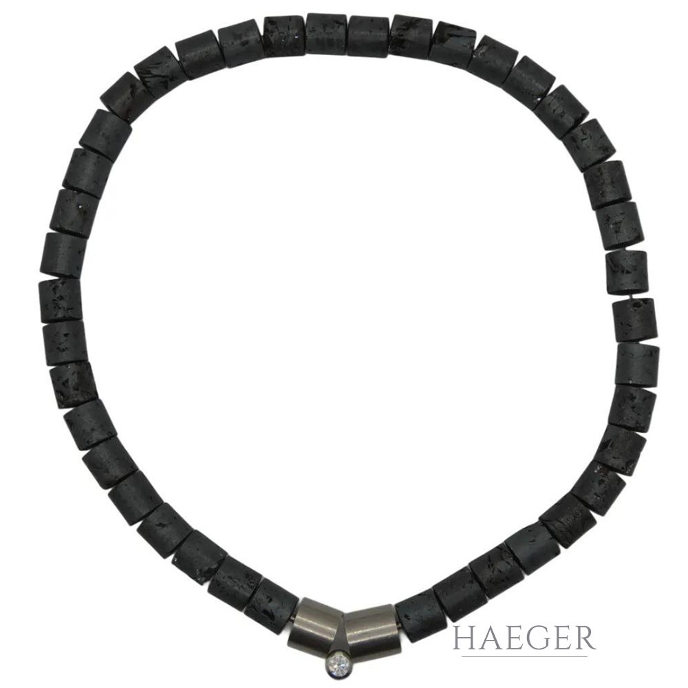 Collier Lavastein Weißgold Schließe 750 mit Diamant
