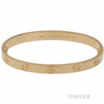 Cartier Love Armreif klassisches Modell Gr.17 Gelbgold 18 Karat Full Set 2021 Vorschau