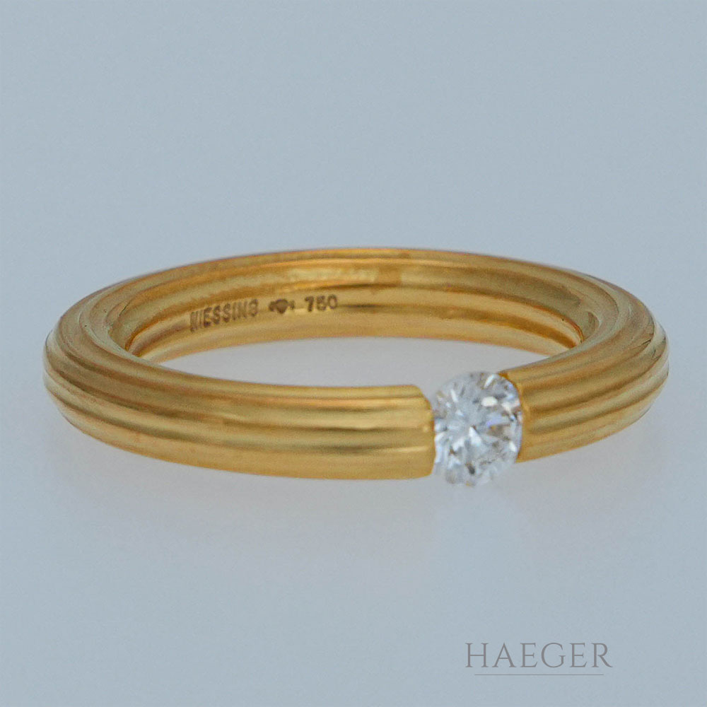 Niessing Ring Gelbgold 18 Karat mit Diamant