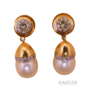 Ohrhänger Gelbgold 750/ 18 Karat mit Zuchtperlen und 1,7 ct Diamanten