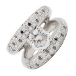 Ring Weissgold 18 Karat mit Diamanten Vorschau