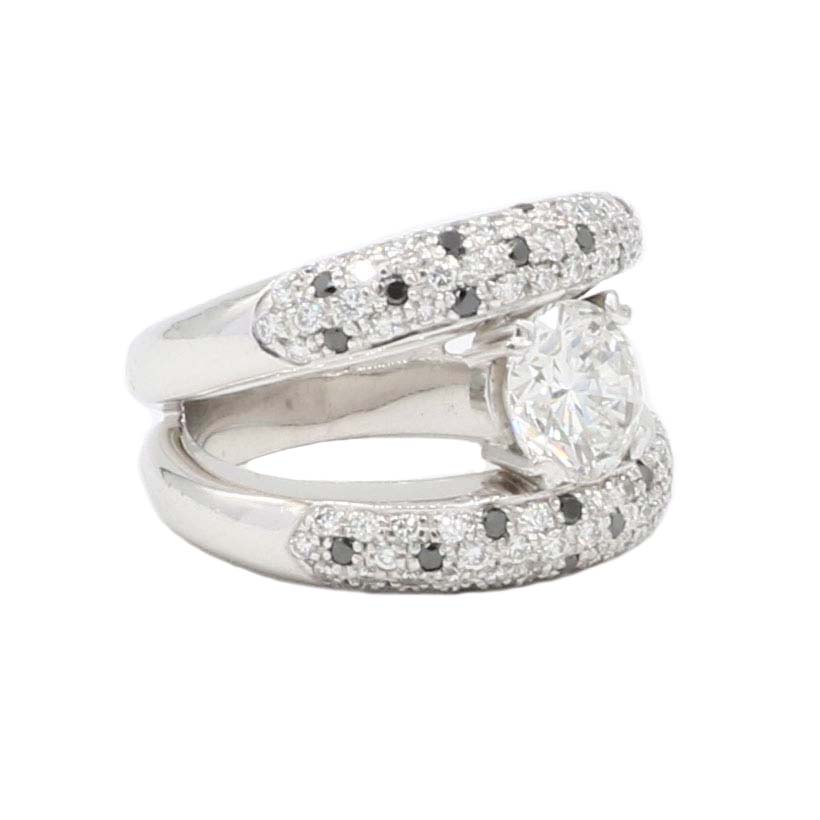 Ring Weissgold 18 Karat mit Diamanten