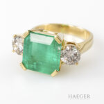 Ring Gelbgold 750/18k mit Smaragd und Diamanten ca. 1,00 ct Vorschau