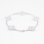Van Cleef & Arpels Vintage Alhambra Armband mit Chalcedon 19 cm Weißgold Full Set 2023 Vorschau