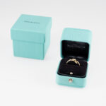 Tiffany & Co. Knot Ring Gr. 53 Gelbgold 18 Karat mit Original Box Vorschau