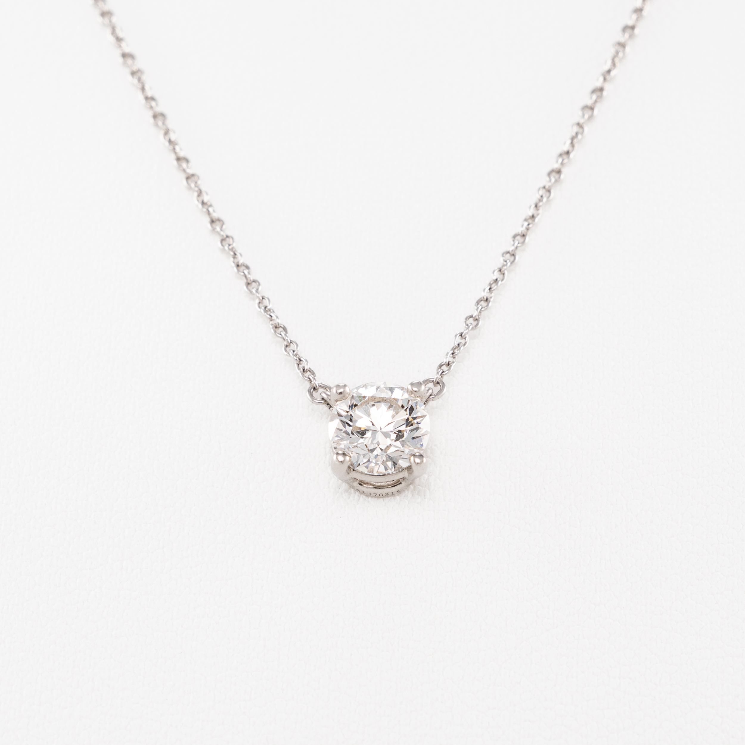 Tiffany Co Solitaire-Collier 40cm Platin inkl Etui