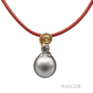 Lederkette mit Tahitiperl-Anhänger mit Diamant 45cm Gelbgold