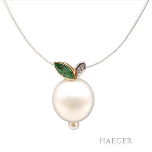 Perl-Anhänger mit Smaragd und Diamant Gelbgold Weißgold