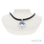 Bulgari Pyramide Collier mit Topas 48 cm Weißgold Vorschau
