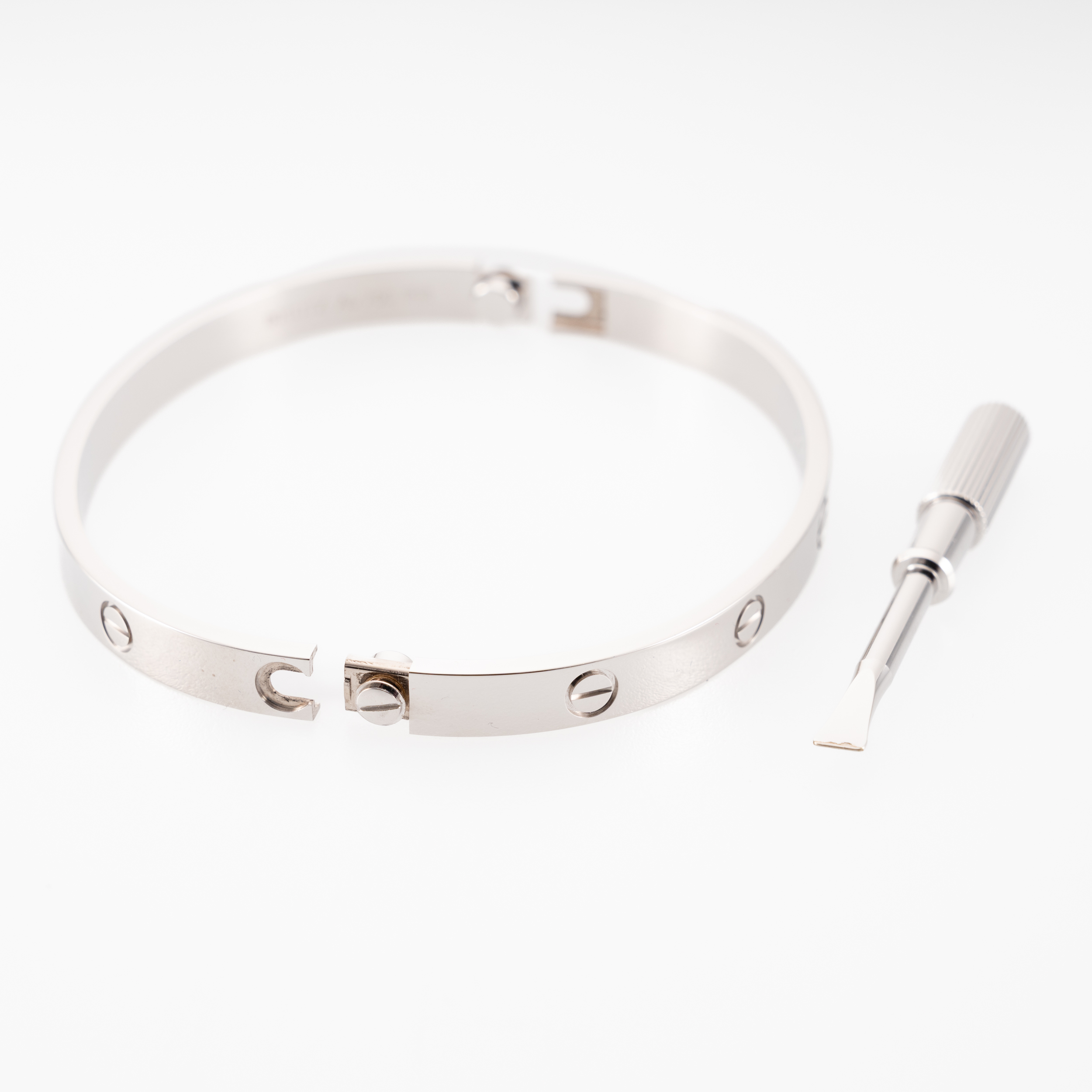 Cartier Love Armreif 19 cm Weißgold Full Set
