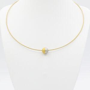Niessing Halsreif mit Iris Kugel Anhänger 45cm Gelbgold Platin