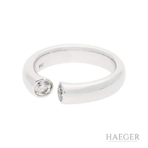 Ring mit Diamanten Gr 53 Weißgold